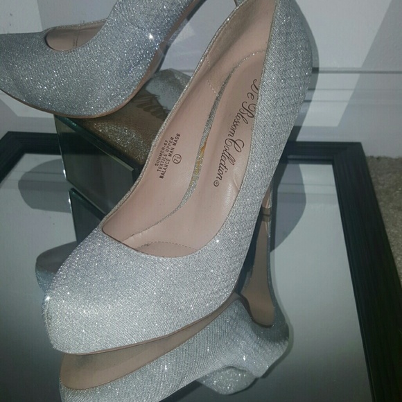 De Blossom Collection heels - Picture 2 of 4